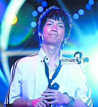 “快乐男声”冠军陈楚生