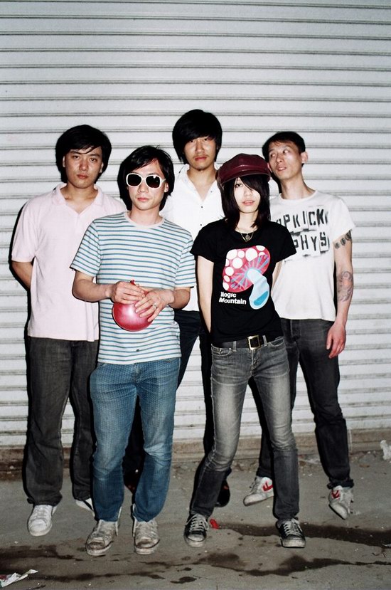 《S.D！ZINE》2月刊主打乐队：怪力乐队