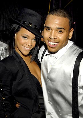 克里斯和蕾哈娜半年前还如胶似漆