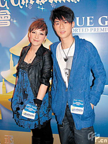 王友良承认关楚耀卫诗被捕前同游日本(图)