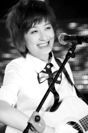 曾轶可 资料图片