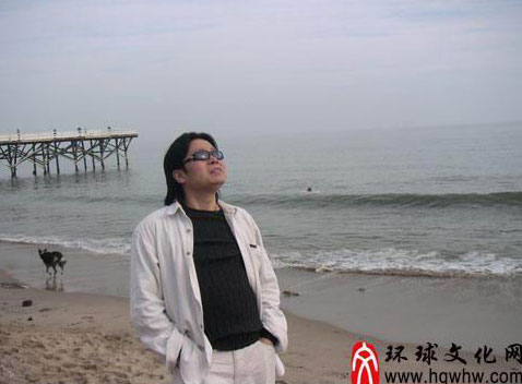 卞留念意气风发