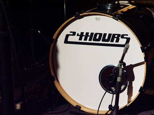 24 Hours乐队
