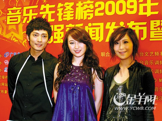 施文斌（左）等广州歌手去年表现不俗