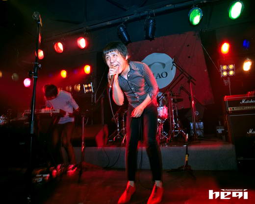 钢铁的心主唱赛力