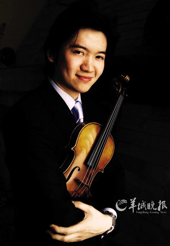 刘霄是名“80后”