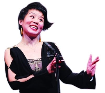 龚琳娜献新“神曲”