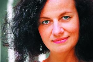 女中音卡洛琳·马舒尔