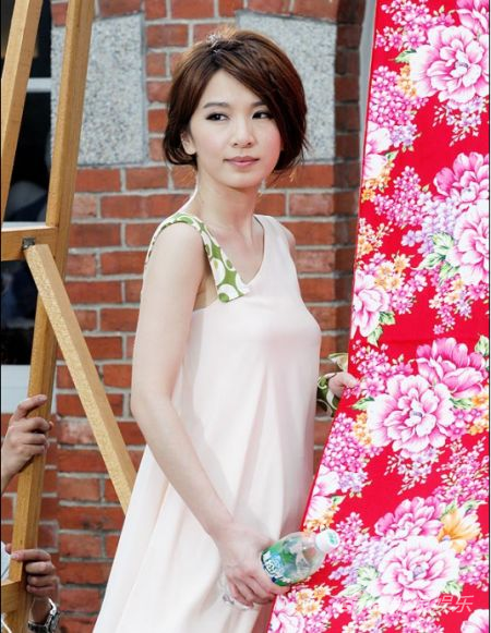 田馥甄内衣_田馥甄内衣性感图片