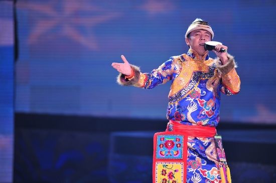 中国藏歌会决赛第四场 裕固族小伙安雪刚秀歌舞