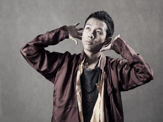 中国藏歌会冠军争夺赛 阿帝渴望"称帝"