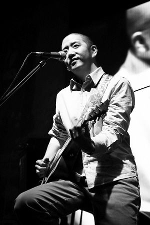 今年起新增了民谣音乐奖，该奖项由城市民谣歌手郝云获得。