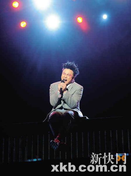 陈奕迅