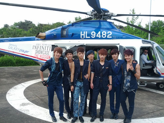 INFINITE乘机宣传专辑