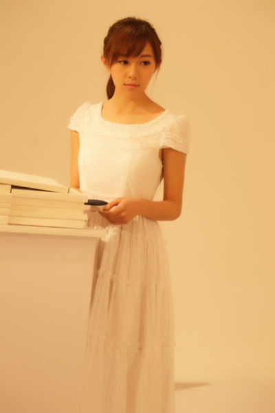 "度娘"刘冬助阵陈楚生mv