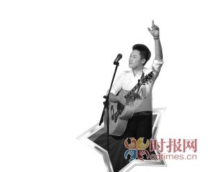 昨晚播出的导师终极考核中，梁博献唱