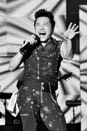 庾澄庆现场激情演唱