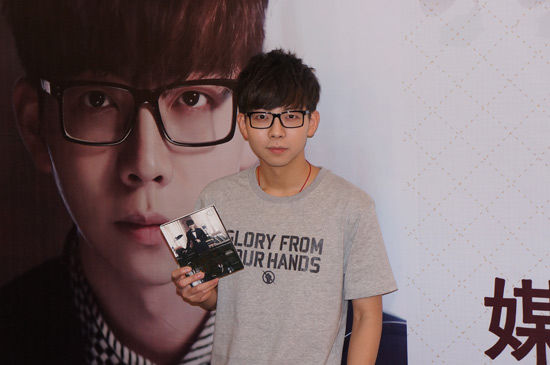 胡夏广州宣传新专辑