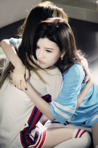 BY2《不哭了》MV