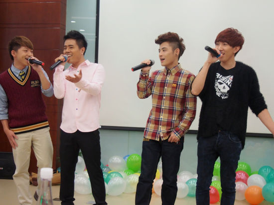 HOPE现场演出《少年》