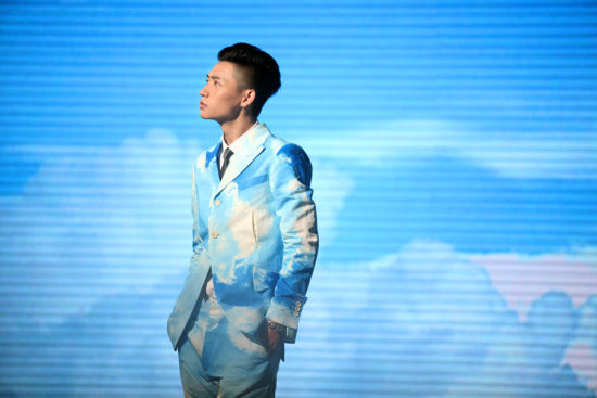 魏晨《光》MV大手笔震撼感官