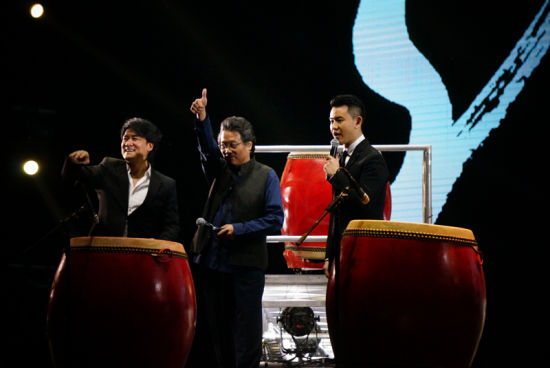 李响主持周华健《江湖》鉴赏会