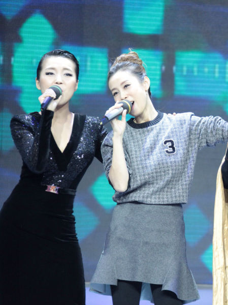 崔子格录制《向幸福出发》