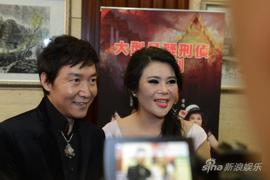 李飞演唱电视剧《变脸》主题曲