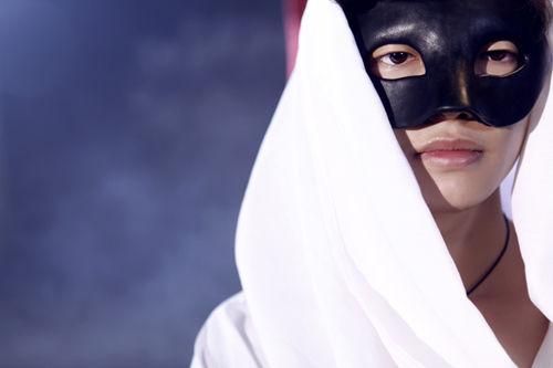 回音哥专属logo曝光 纪念专辑启动预售