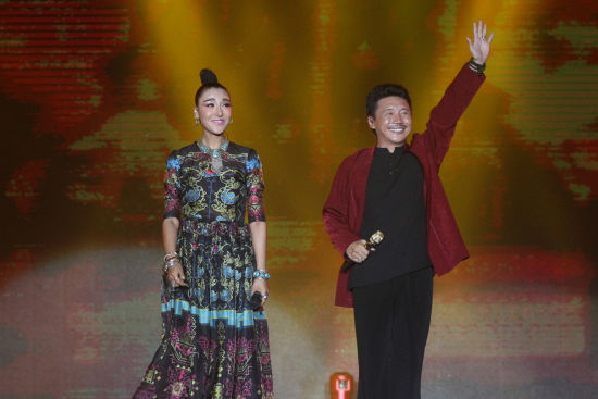 歌手王杰,容中尔甲,旺姆,索朗扎西倾情献唱经典歌曲,当晚,主办方还