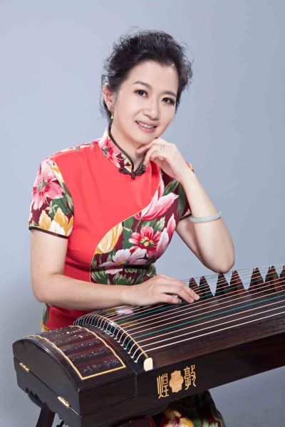 古筝演奏家王蔚