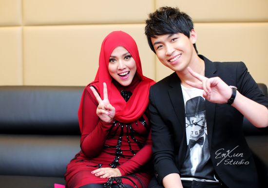 郭一凡助阵好友茜拉