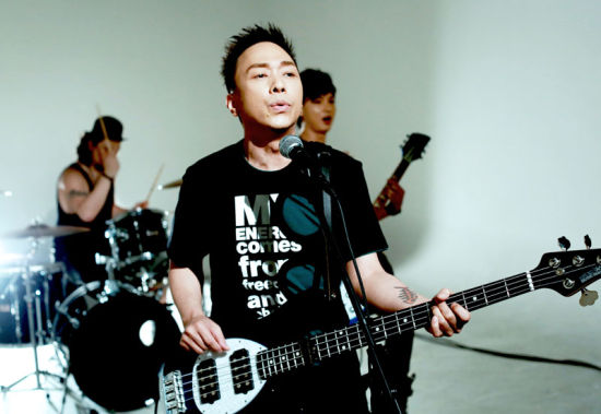 黄家强《时代序曲》MV首播