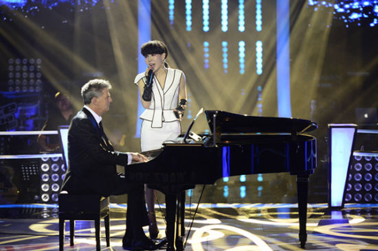 大卫-佛斯特为吴莫愁伴奏