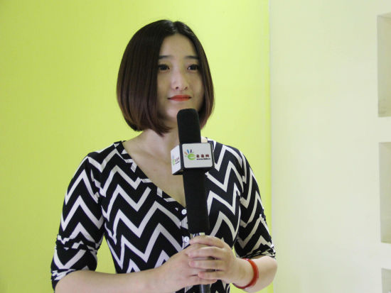 云菲菲接受采访