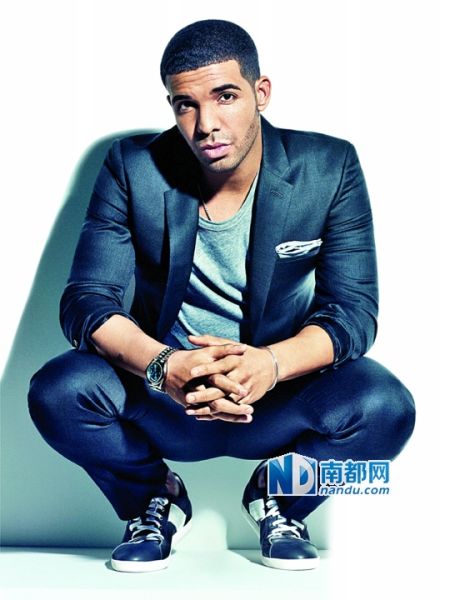 德雷克空降公告牌冠军 胜50度灰主题曲