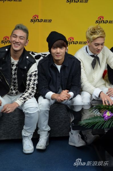 NU'EST-M白虎&JR