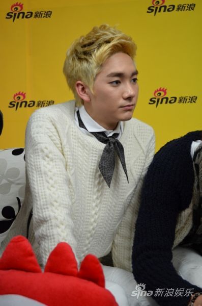 NU'EST-M中的Aron