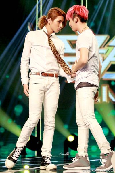 REN+JA符龙飞双人舞