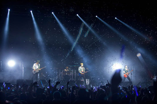 浏览原图 cnblue墨西哥公演 浏览原图 cnblue墨西哥公演现场   新浪