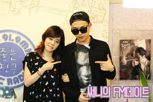 少女时代成员Sunny、Simon D