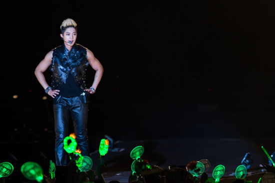 金贤重演唱会现场