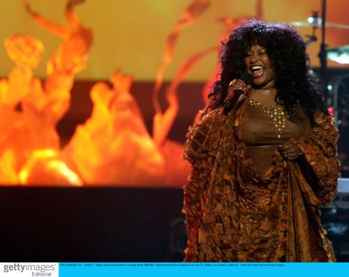 blige)获得最佳r&b女歌手.t.i. 获得最佳hip hop男歌手.