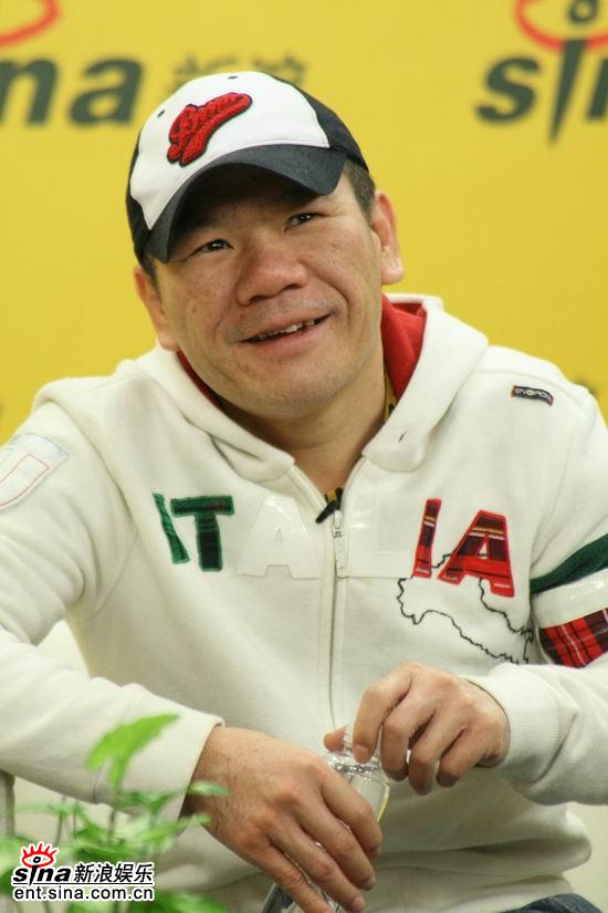 赵传很高兴聊天