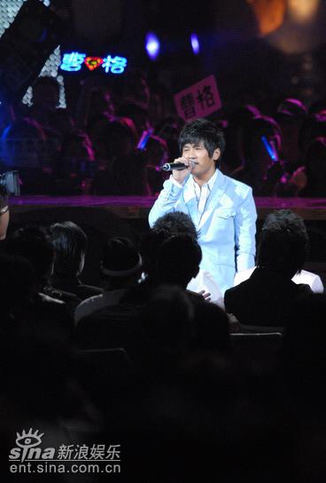 颁奖礼"第18届台湾金曲奖颁奖礼"在台北小巨蛋剧场隆重举行,周杰伦