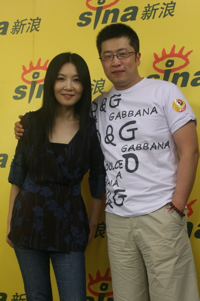 图文小柯丁薇聊大学生音乐节畅聊音乐节