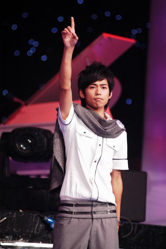 图文:快乐男声4进3总决赛--苏醒自信满满