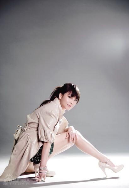 图文辛晓琪爱的回答精美写真秀美丽长腿