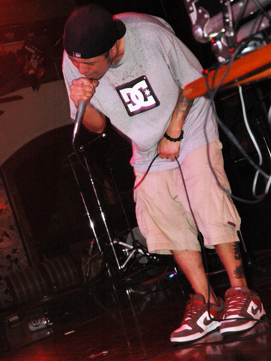 图文:cmcb最新ep首发 首轮全国巡演启程