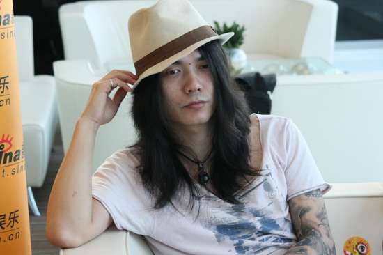 图文:木玛聊流行音乐节--thirdparty主唱